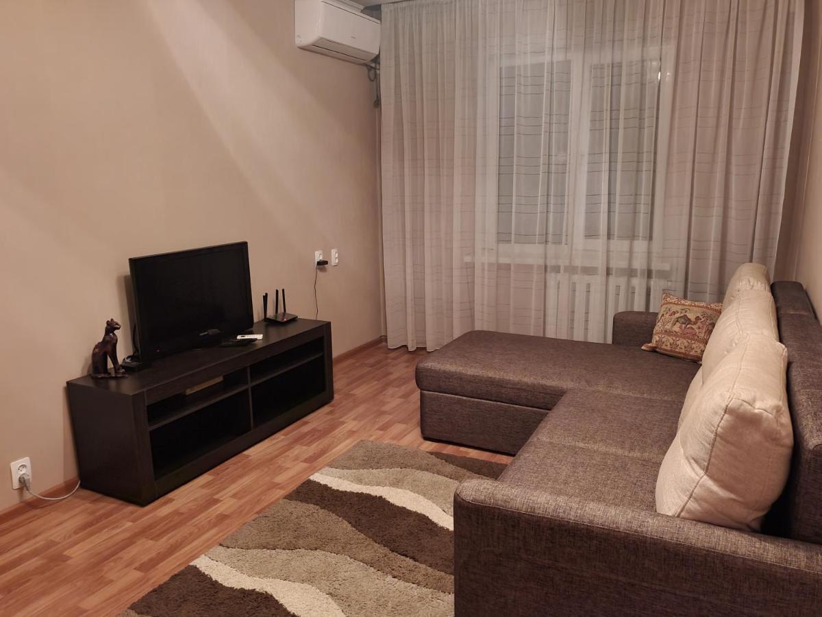 2-Х Комнатная Квартира Посуточно Chimkent Extérieur photo