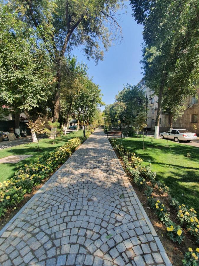 2-Х Комнатная Квартира Посуточно Chimkent Extérieur photo